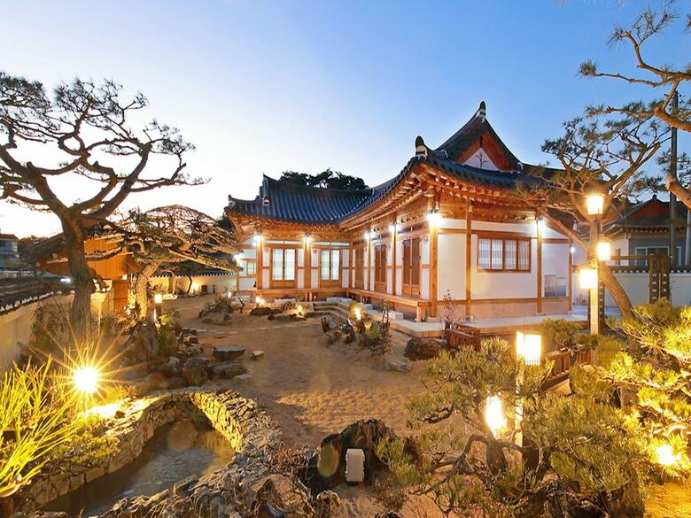 Cheonggong Hanok Stay