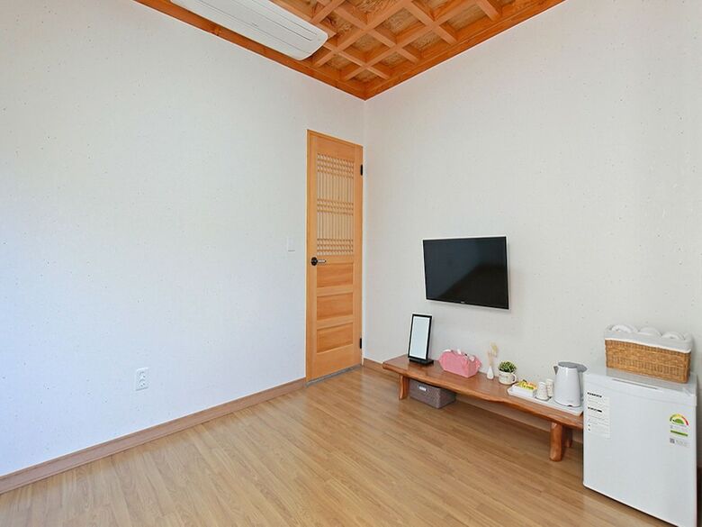 Cheonggong Hanok Stay