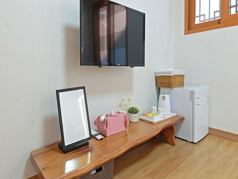 Cheonggong Hanok Stay