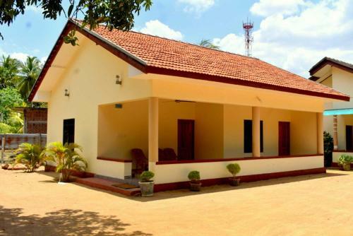 Hostal Yaswi Guest House