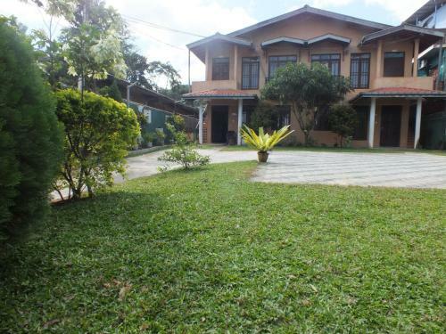 Hostal Hillsview Rest & Guest House