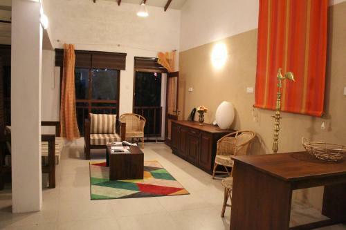 Hostal Bentota Gunas Guest House