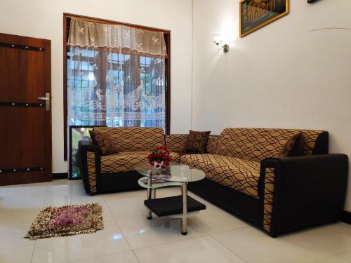 Hostal Summer Salt Hiriketiya