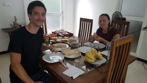 Hostal Hiriketiya Radiant House