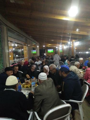 Hotel H�tel Hadaik Ain Asserdoune