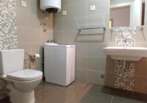 Lavender Bay Apartment C12