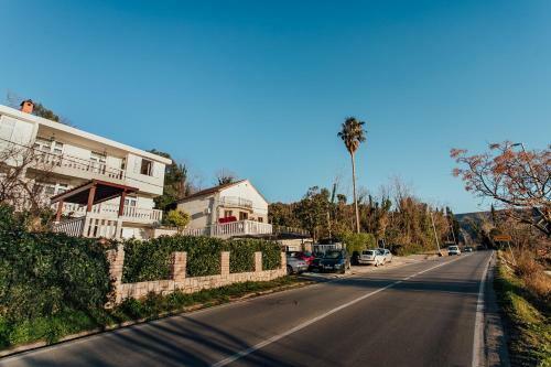 Sunny Coast Villa