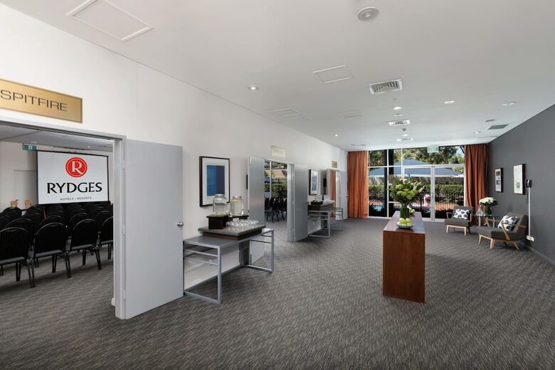 Hotel Rydges Bankstown