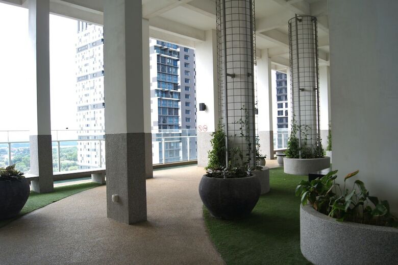 Hotel Twin Galaxy Suites By Iconic Bliss