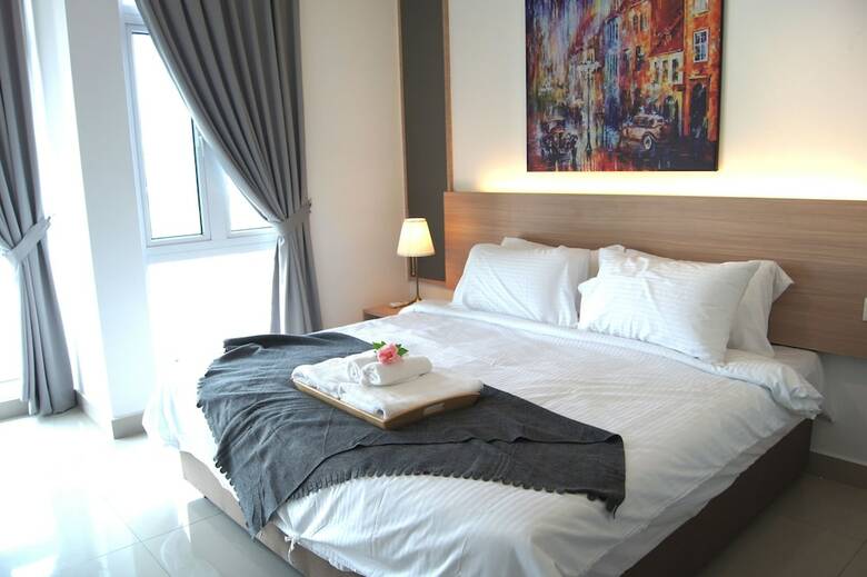 Hotel Twin Galaxy Suites By Iconic Bliss