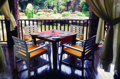 Hotel Bunga Raya Island Resort & Spa