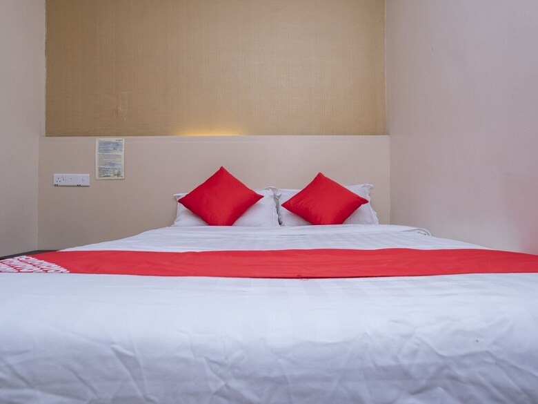 Oyo 614 D'pinetrees Hotel