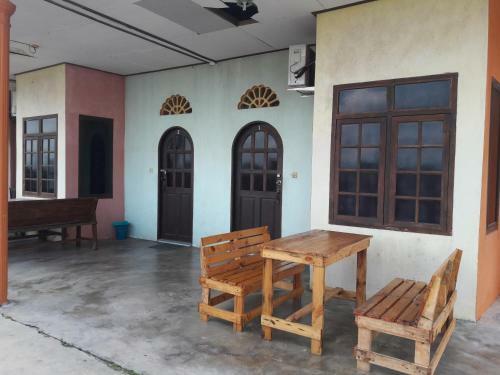 Hostal Rumah Rehat Qnm Holidays