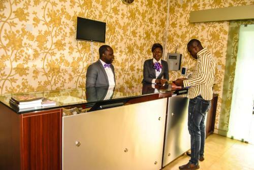 Royal Jatoz Hotels
