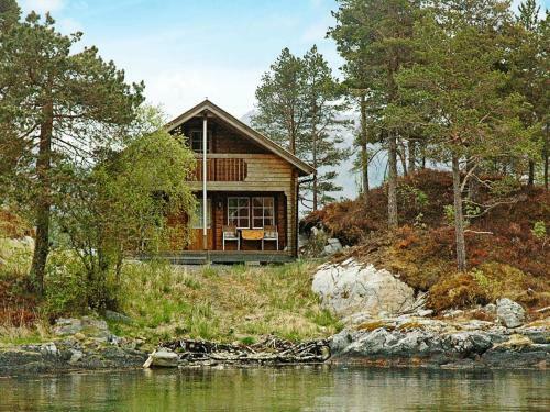 Two-bedroom Holiday Home In V�gland 6