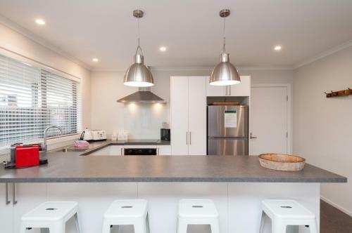 Luxury Rata Apartment - A