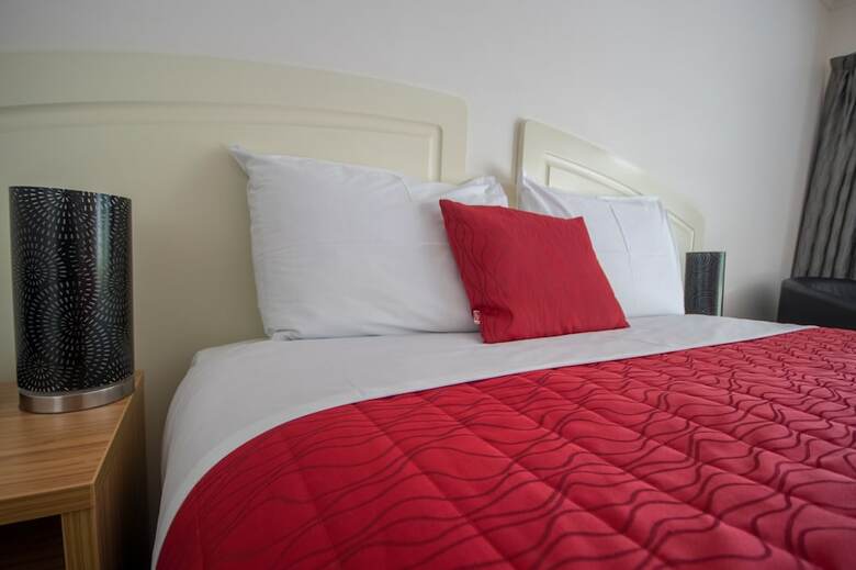 Antonio Mews Motel