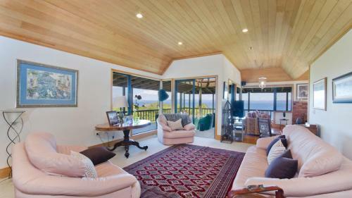 Taupo Treetops Lakestay