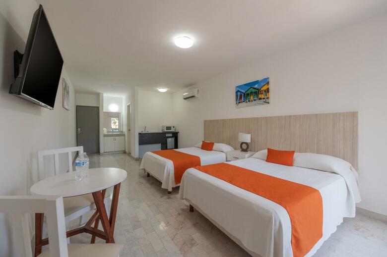 Hotel Imperial Laguna Faranda Canc�n