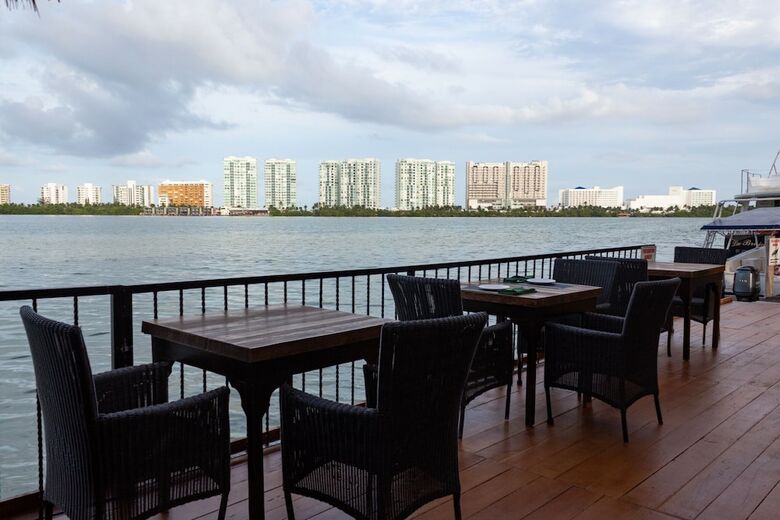 Hotel Imperial Laguna Faranda Canc�n