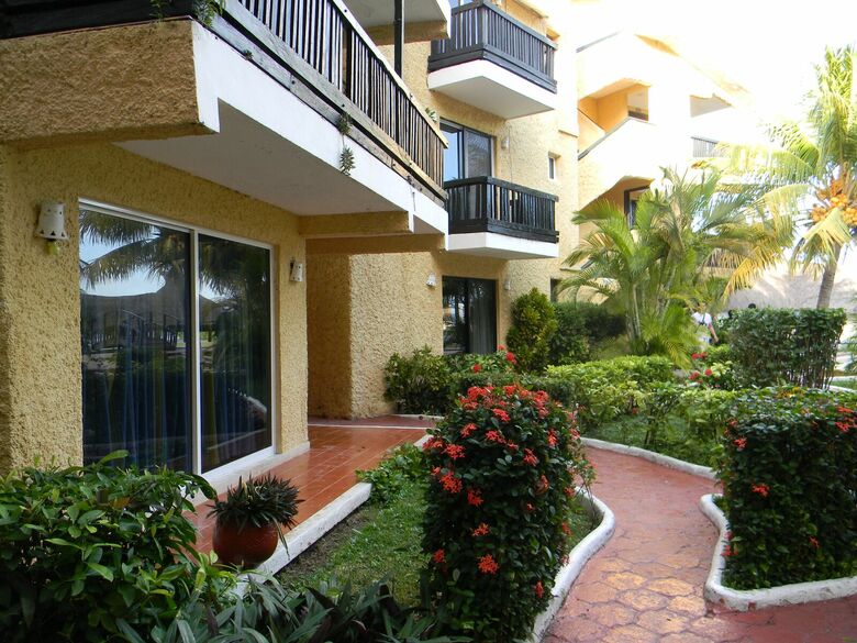 Hotel Imperial Laguna Faranda Canc�n