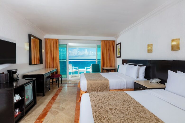 Hotel Krystal Canc�n