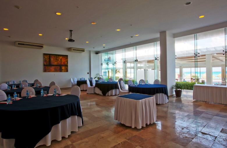 Hotel Krystal Canc�n