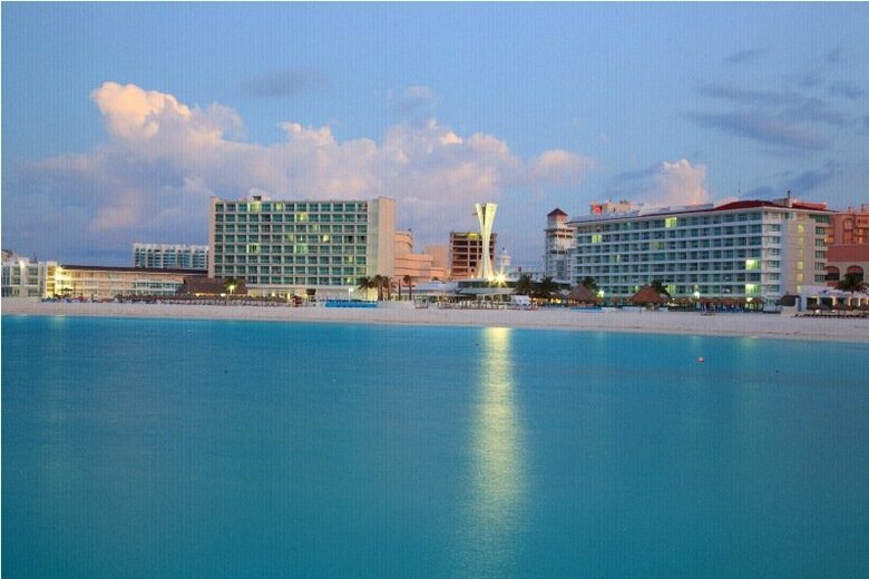 Hotel Krystal Canc�n