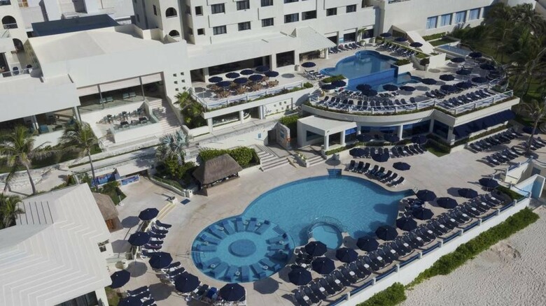 Hotel Occidental Tucanc�n