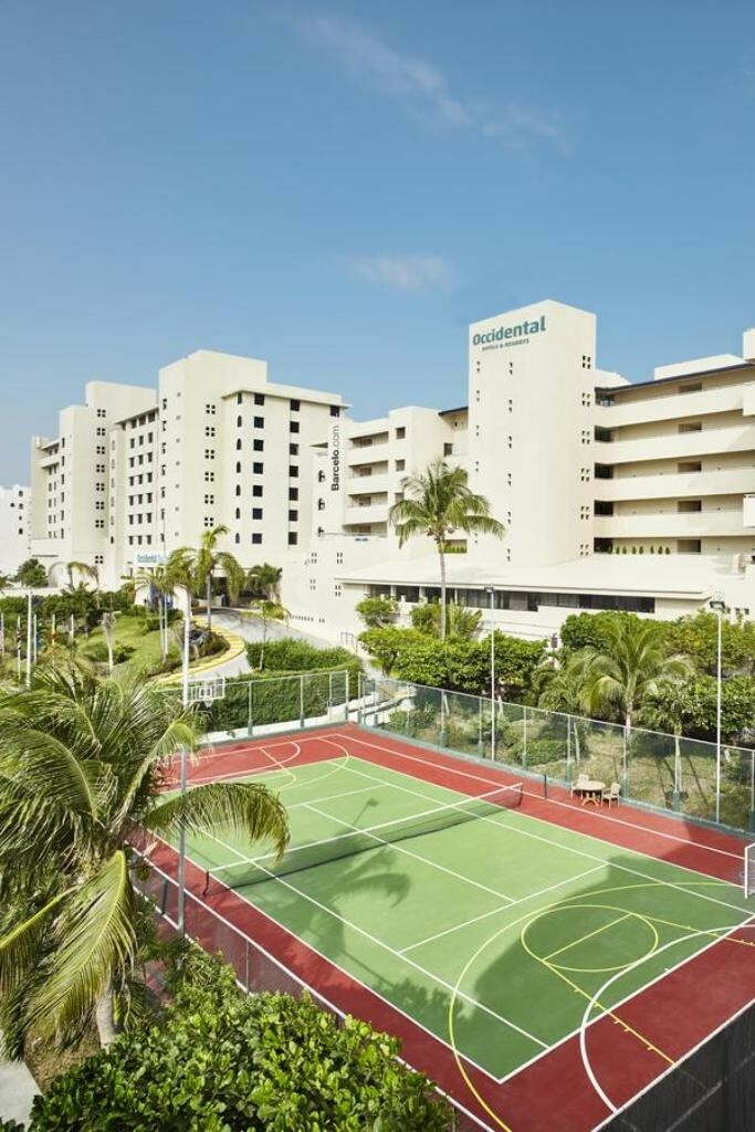 Hotel Occidental Tucanc�n