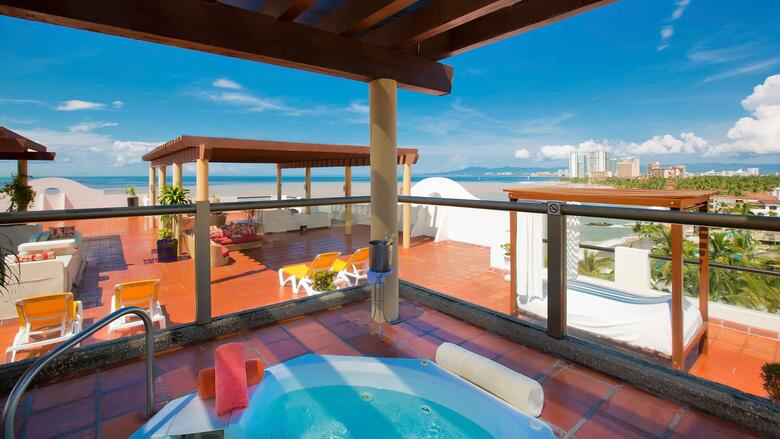 Hotel Plaza Pelicanos Grand Beach Resort