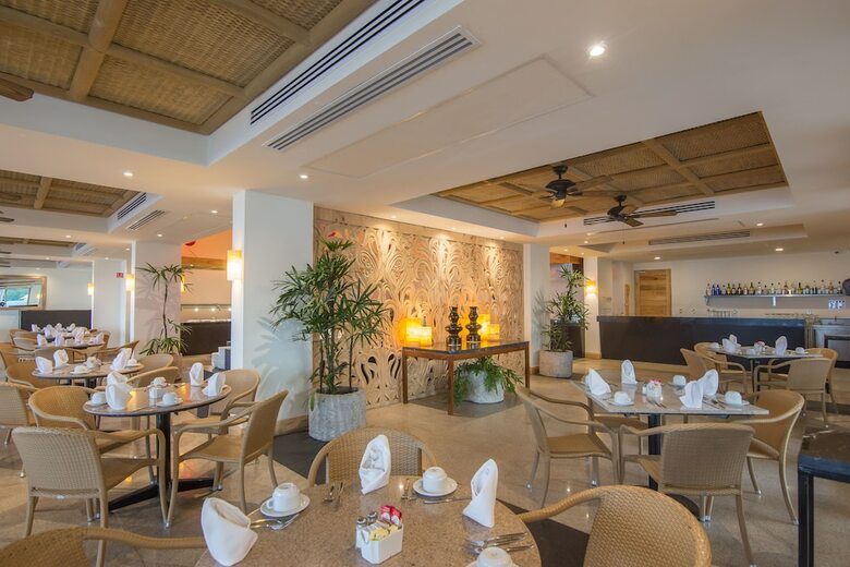 Hotel Friendly Vallarta Beach Resort & Spa