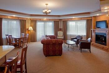 Hotel Crowne Plaza Lake Placid Resort
