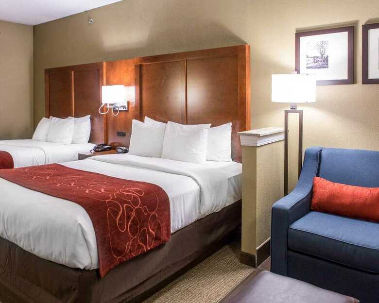 Hotel Comfort Suites
