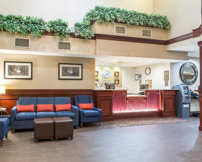 Hotel Comfort Suites