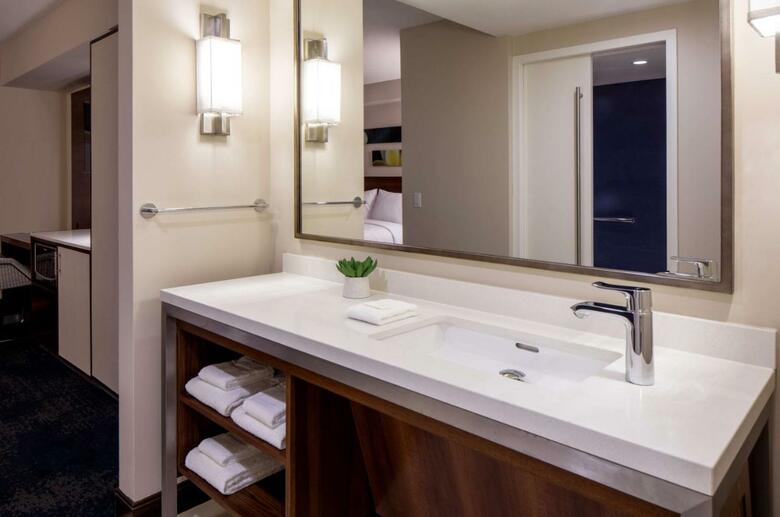 Hotel Ohana Waikiki West