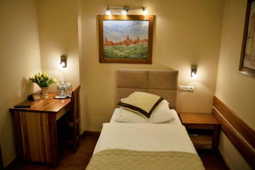 Hotel Karczma Che?mi?ska