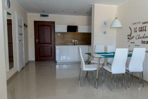 Apartamenty Sosnowe Nad Morzem ?uk?cin