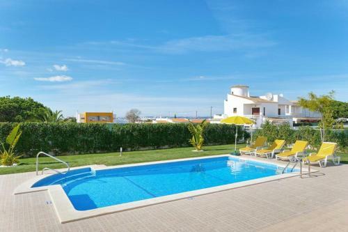 Gale Villa Sleeps 8 Pool Air Con Wifi
