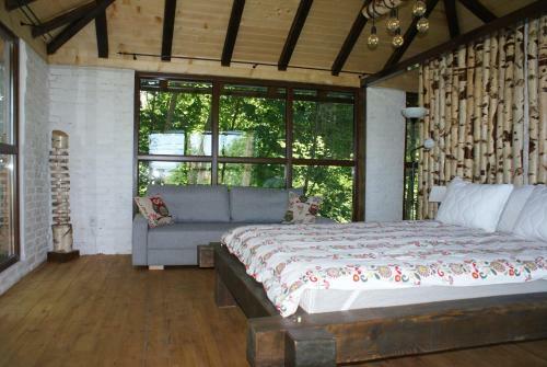 Porumbacu Treehouse