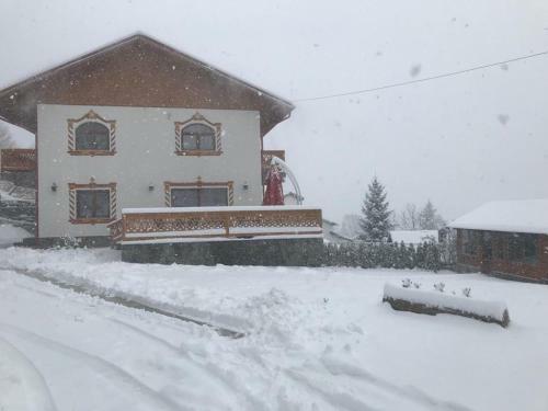 Hostal Casa Belcin