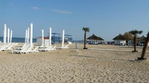 Sophia Sunrise Seaview Mamaia Serviced Apartment