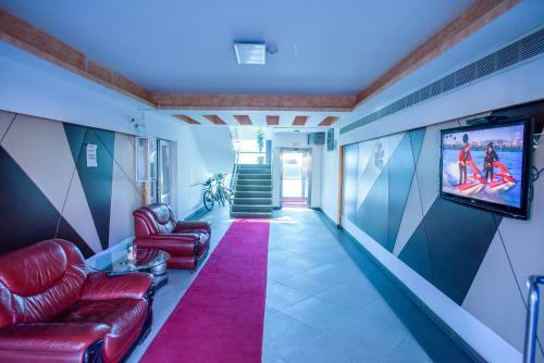 C&y Apartments Athena