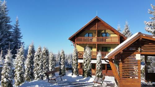Hostal Pensiunile Zori de Zi Si Apus de Soare