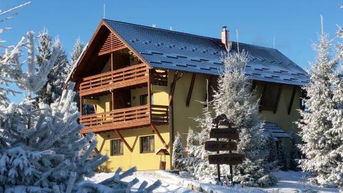 Hostal Pensiunile Zori de Zi Si Apus de Soare