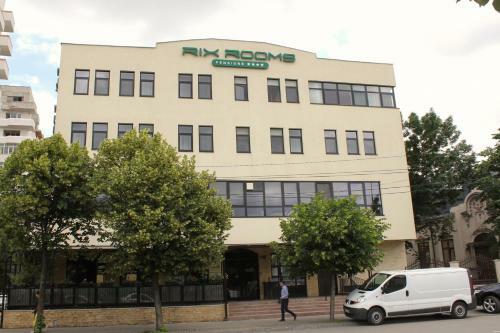 Hostal Pensiunea Rix Rooms