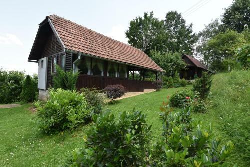 Lodge Sweet Wooden Home Krsmanovic