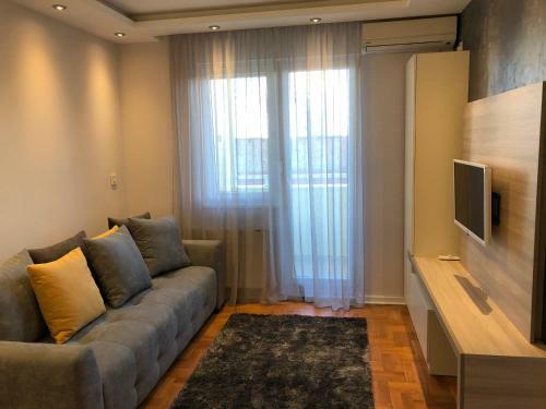 Apartment With Free Garage Place