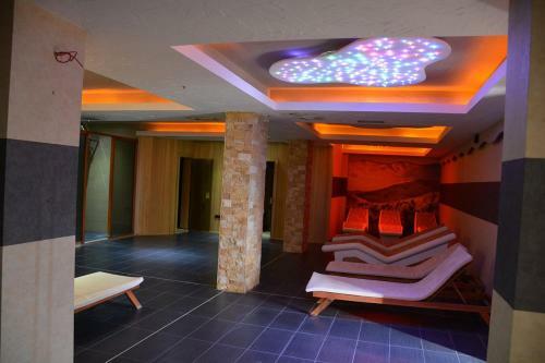 Lux Apartman U Hotelu Milmari