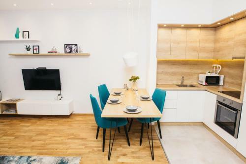 Arena Big Luxury Apartments